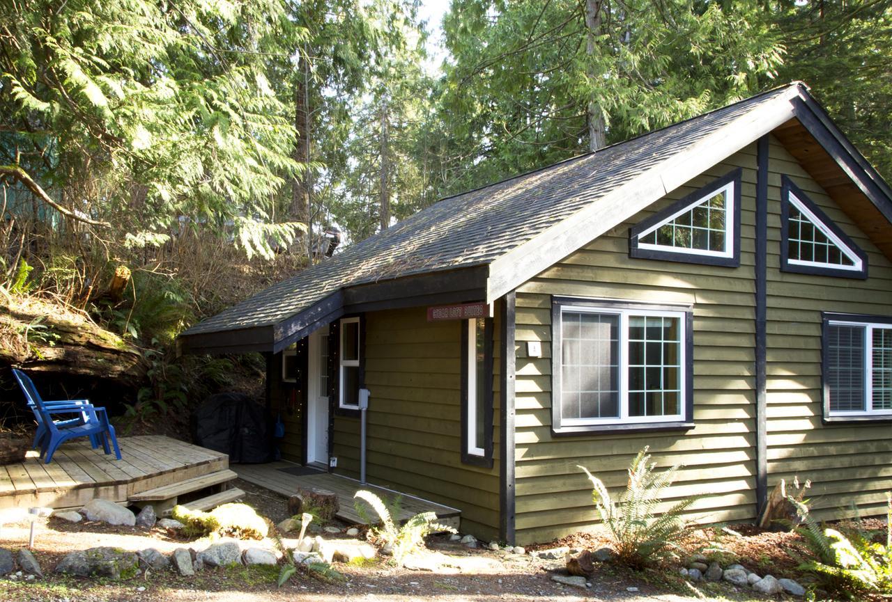 Surfs Inn Rainforest Cottages Ucluelet Eksteriør bilde