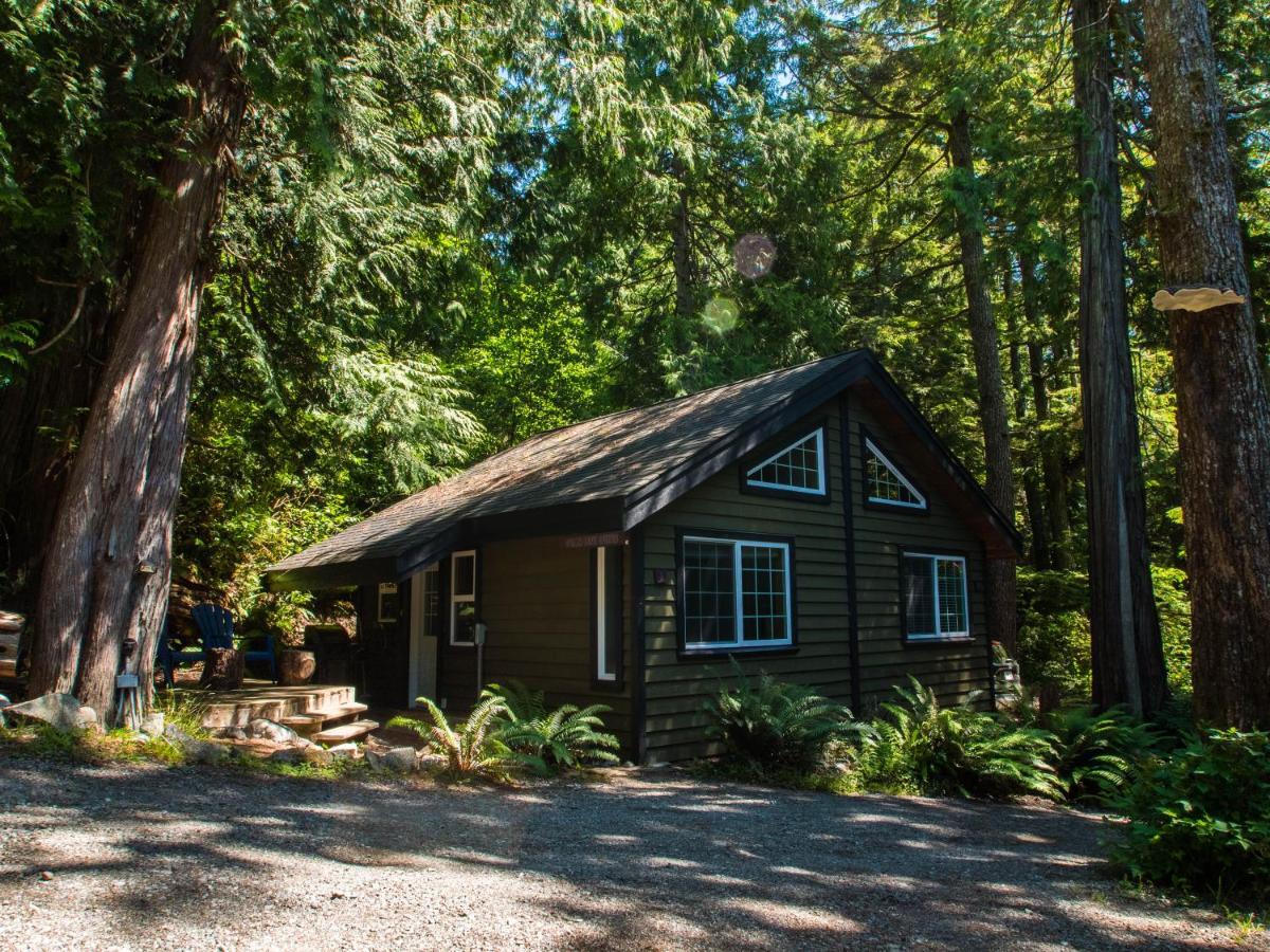 Surfs Inn Rainforest Cottages Ucluelet Eksteriør bilde